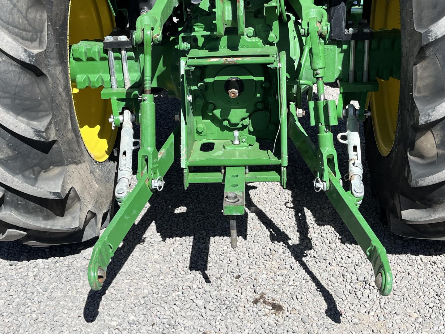 ./imagenes/INVOICE/2019/18008/JOHN DEERE 5050E (10).JPG